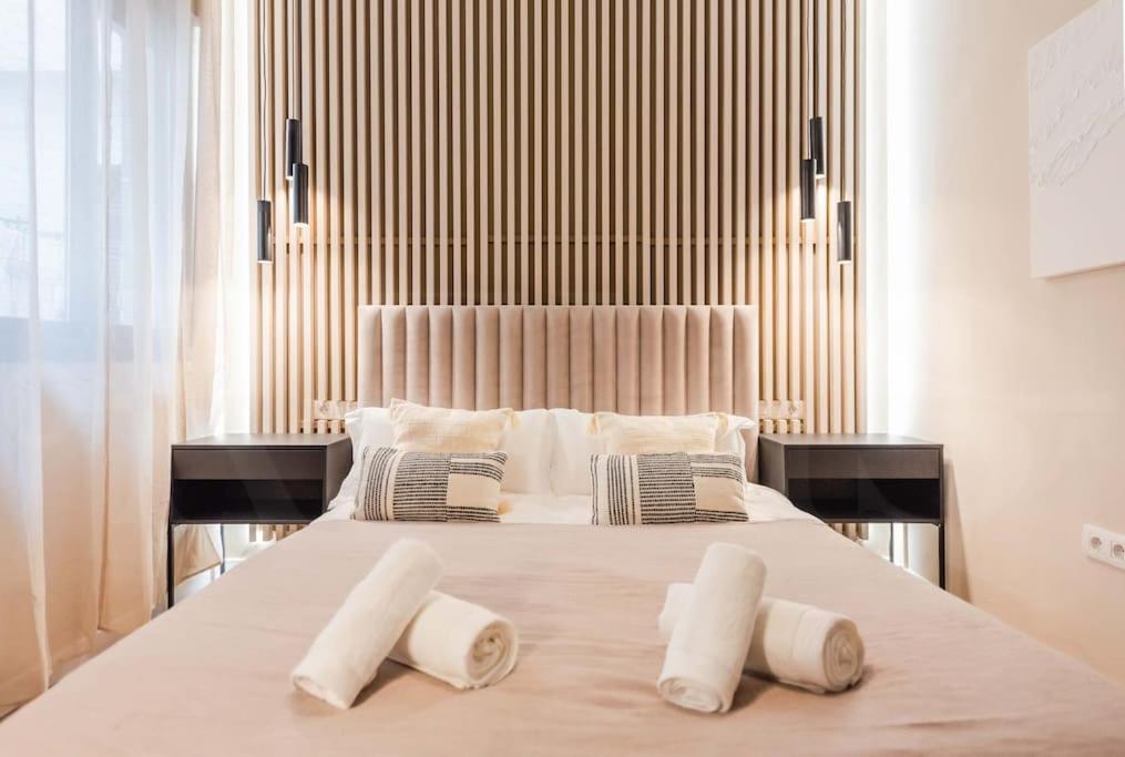 Contemporary Minimalist Apartment By Rems Málaga Esterno foto