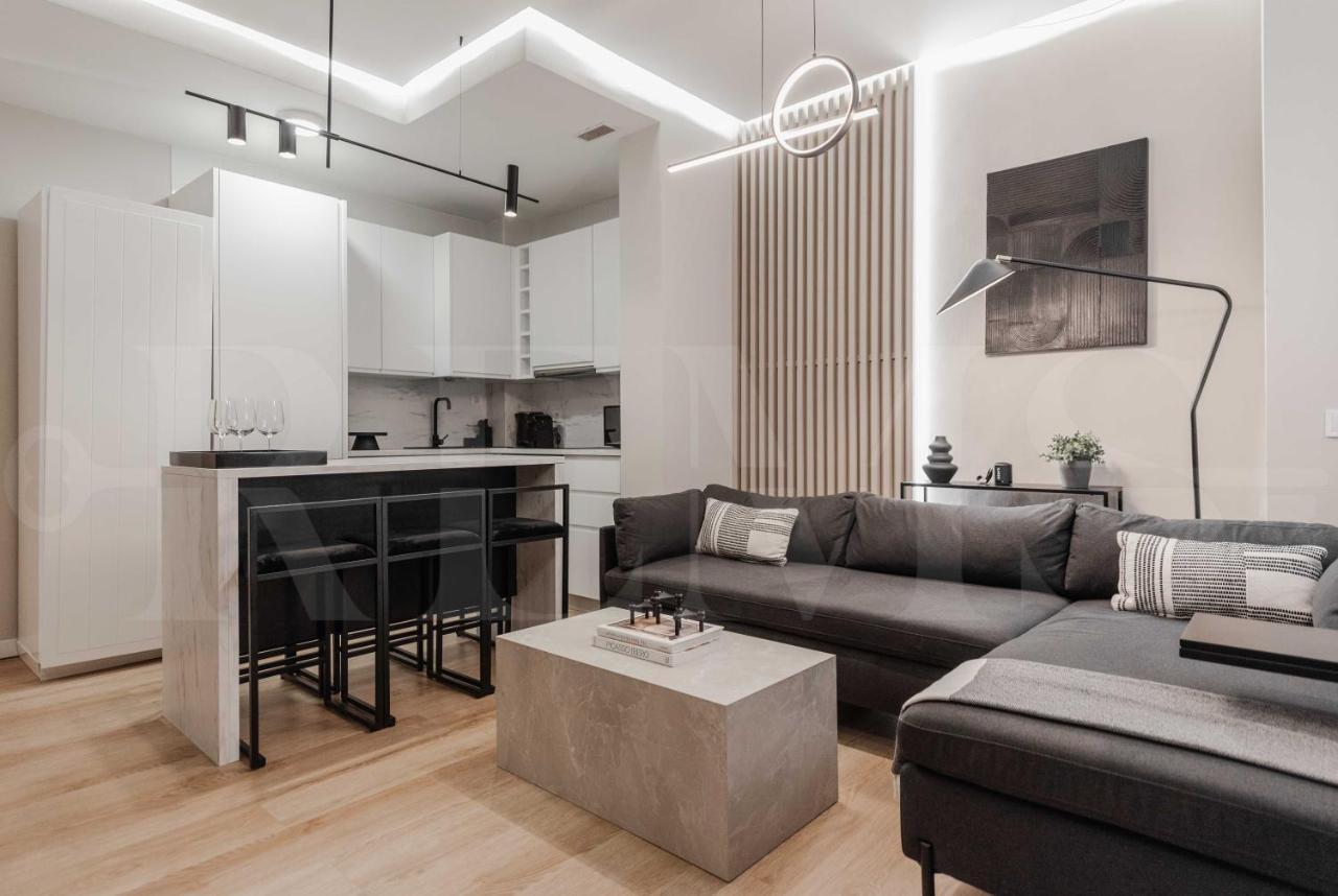 Contemporary Minimalist Apartment By Rems Málaga Esterno foto
